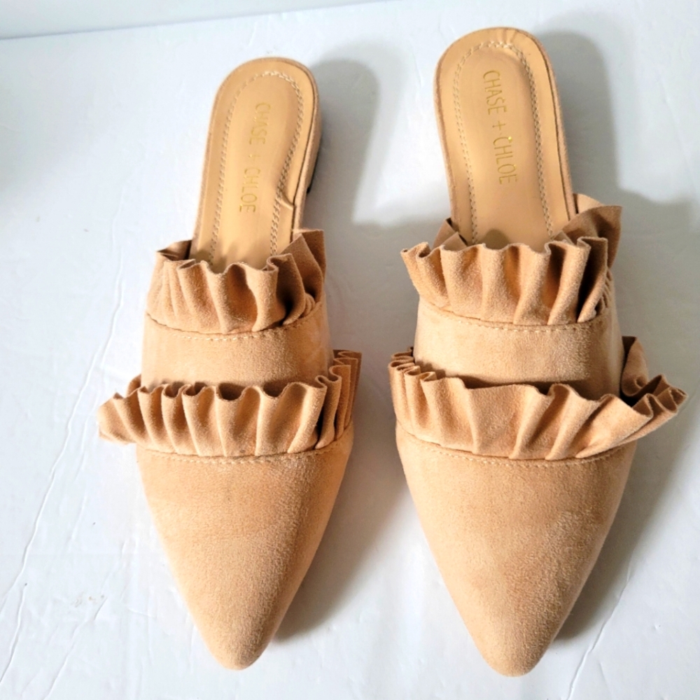Chase & Chloe Ruffle Mule Flats. Nudes. Size 7.5